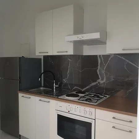 Appartamento Royal View 2, Lukic *