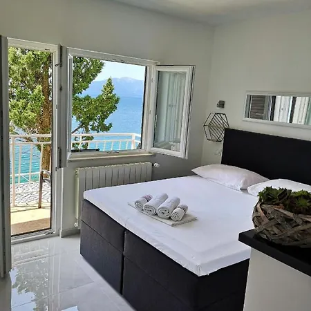 Appartamento Royal View 2, Lukic *