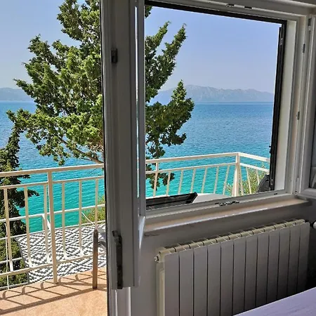 Royal View 2, Lukic *